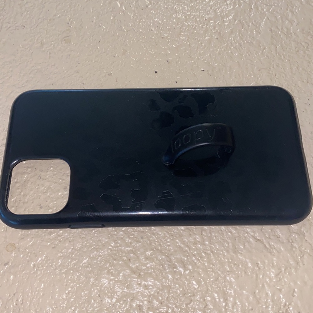 Black leopard Loopy case - Picture 5 of 8